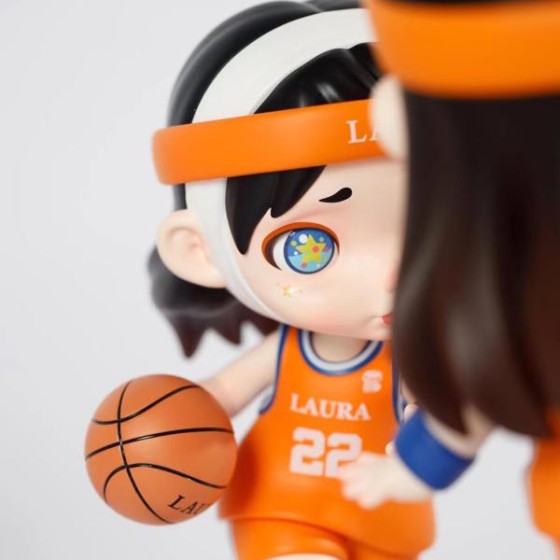 LAURA- Basketball City 200%