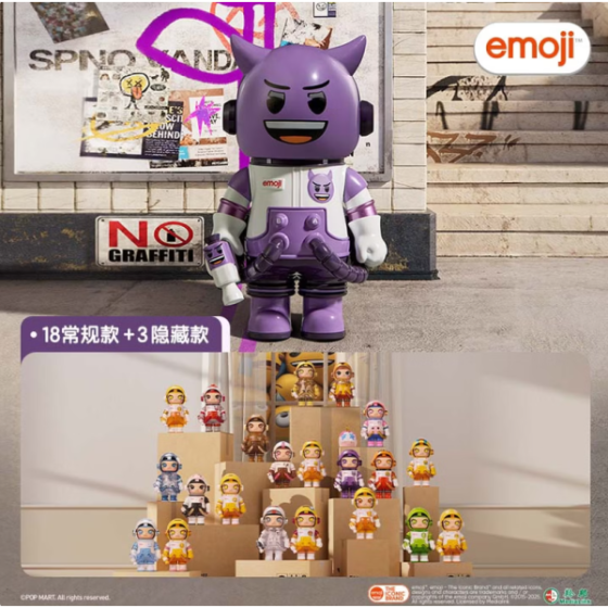 POPMART MEGA SPACE MOLLY 100% × emoji™ Blind Box