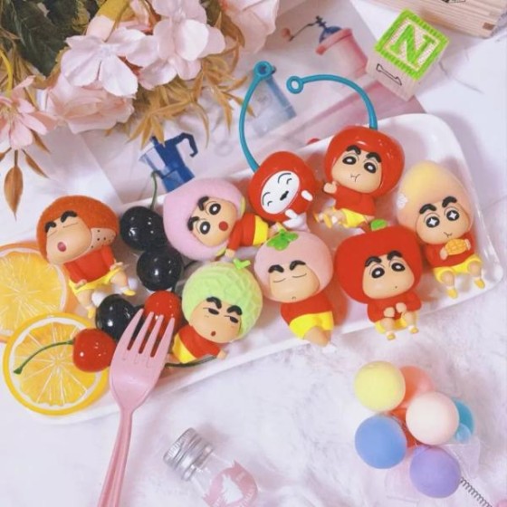 Crayon Shinchan Munch On Fruit Series Blind Box