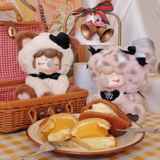 Tea Time Kitties