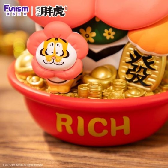 I'm Not Tiger- Money to Spend Hand Figure